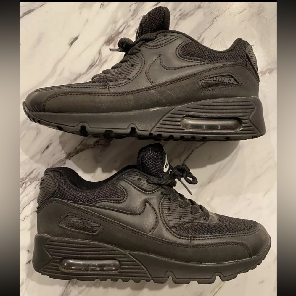 Nike Black Airmax 684714-002 Size 3